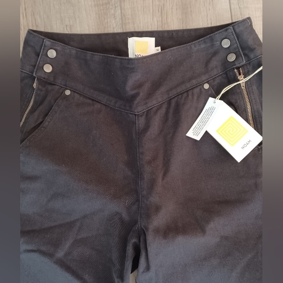 NWT NOAM Women's Hardy pants, Size 30 in black - Picture 3 of 6